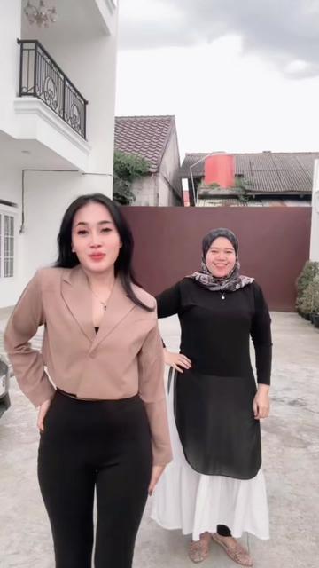 @AmeliaSeptia