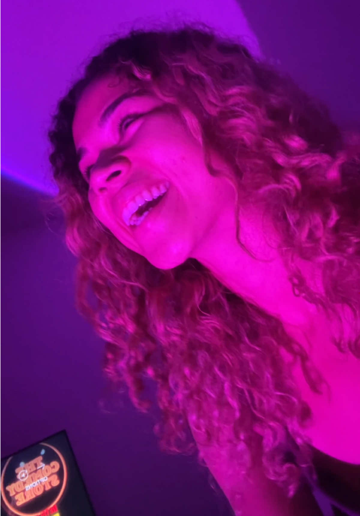 @ꨄ