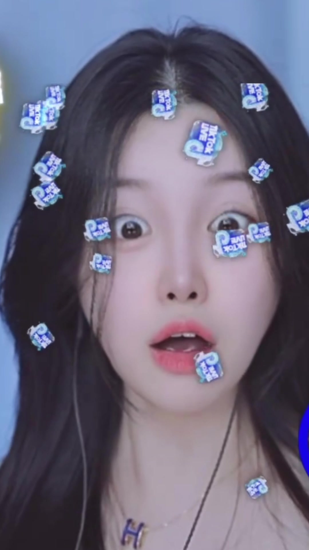 @🍼지니 JINI🩵