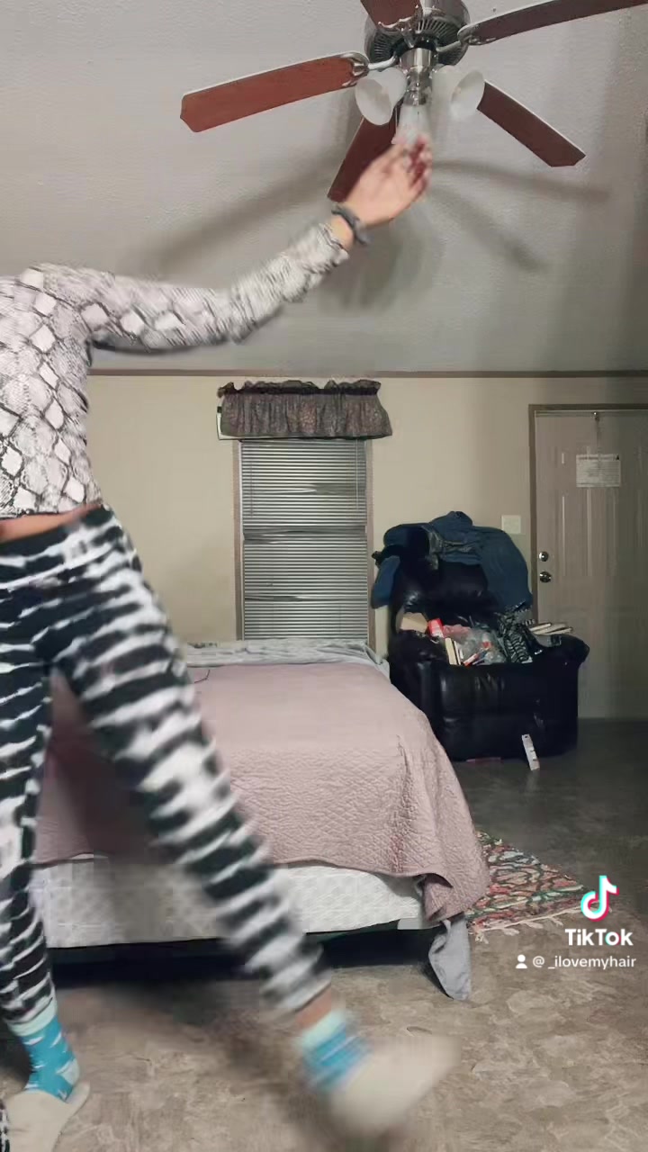 @VIC