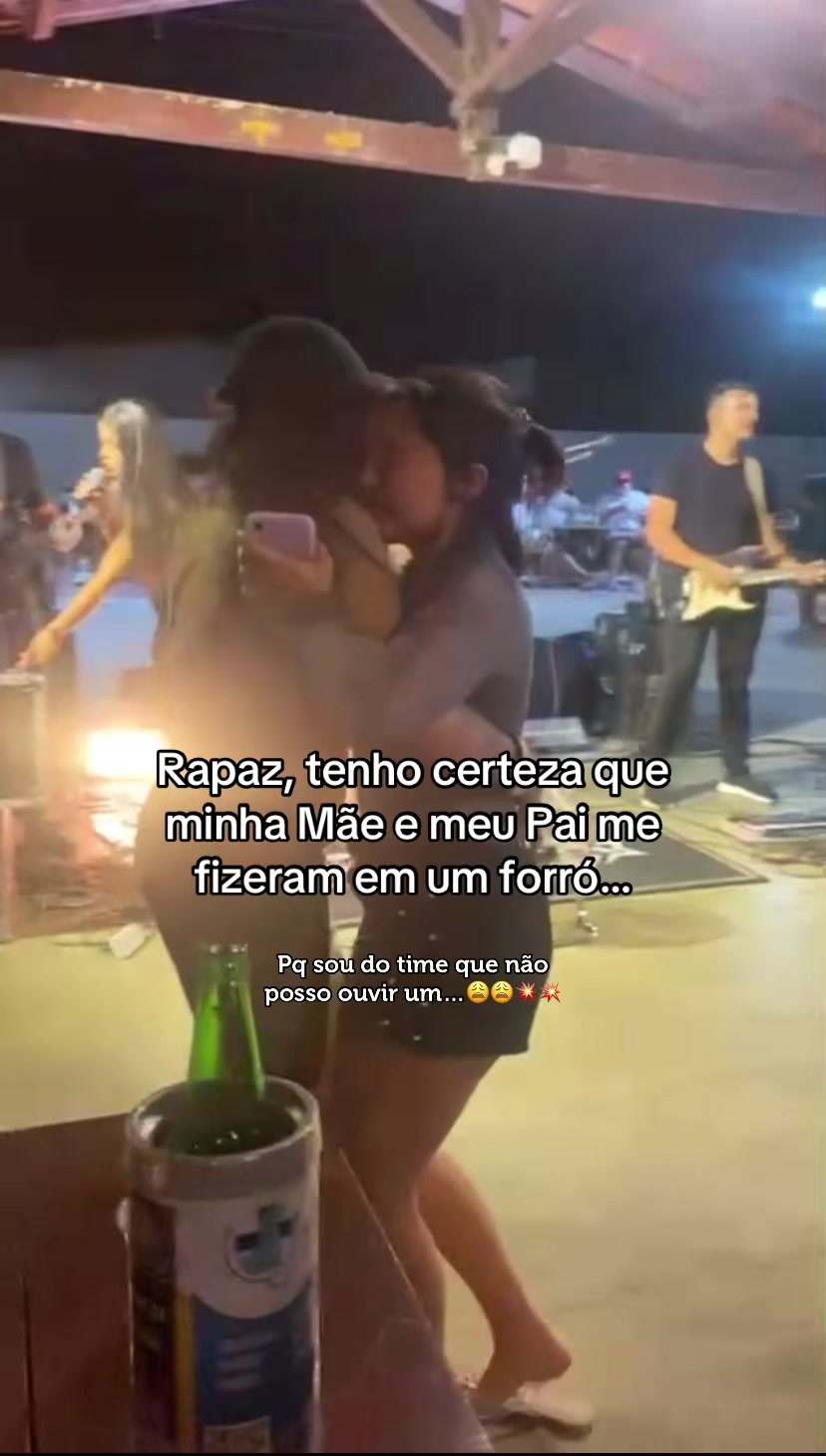 @Lara Denise