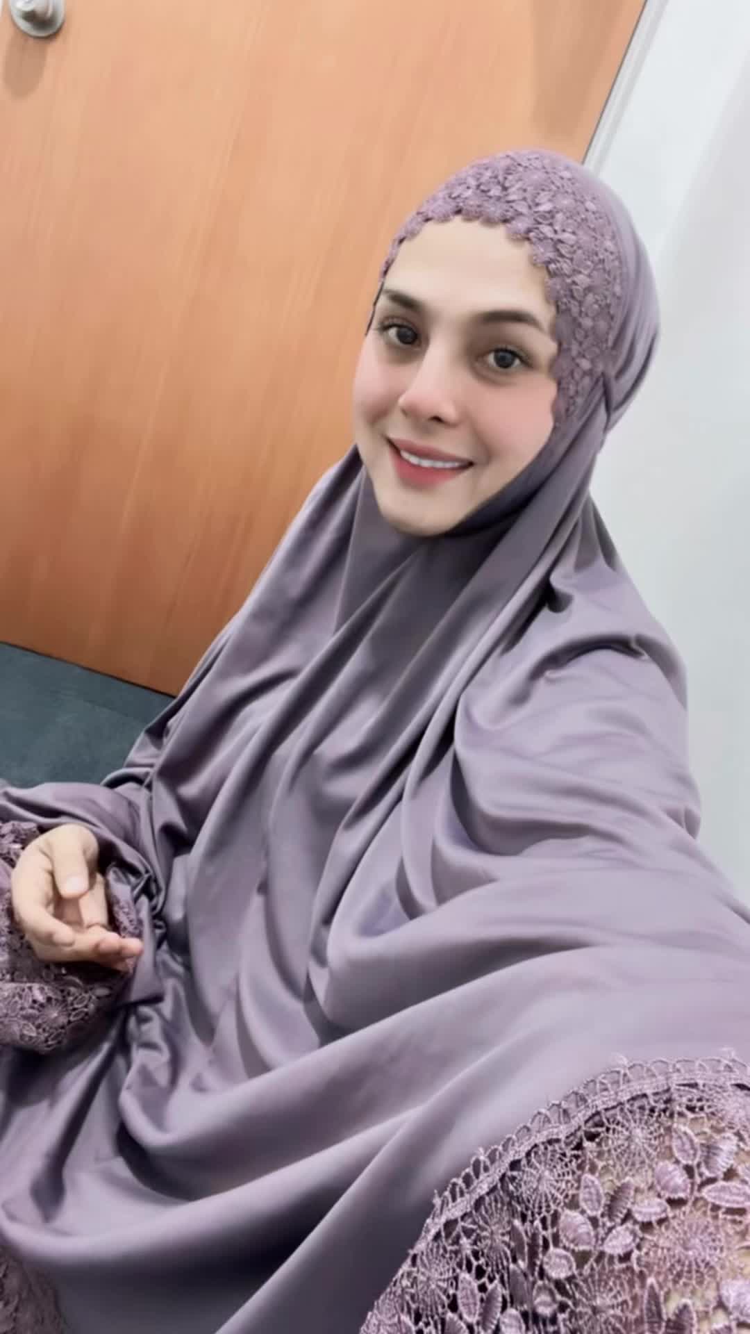 @Putri Urrassya Senrose 🌻🌻