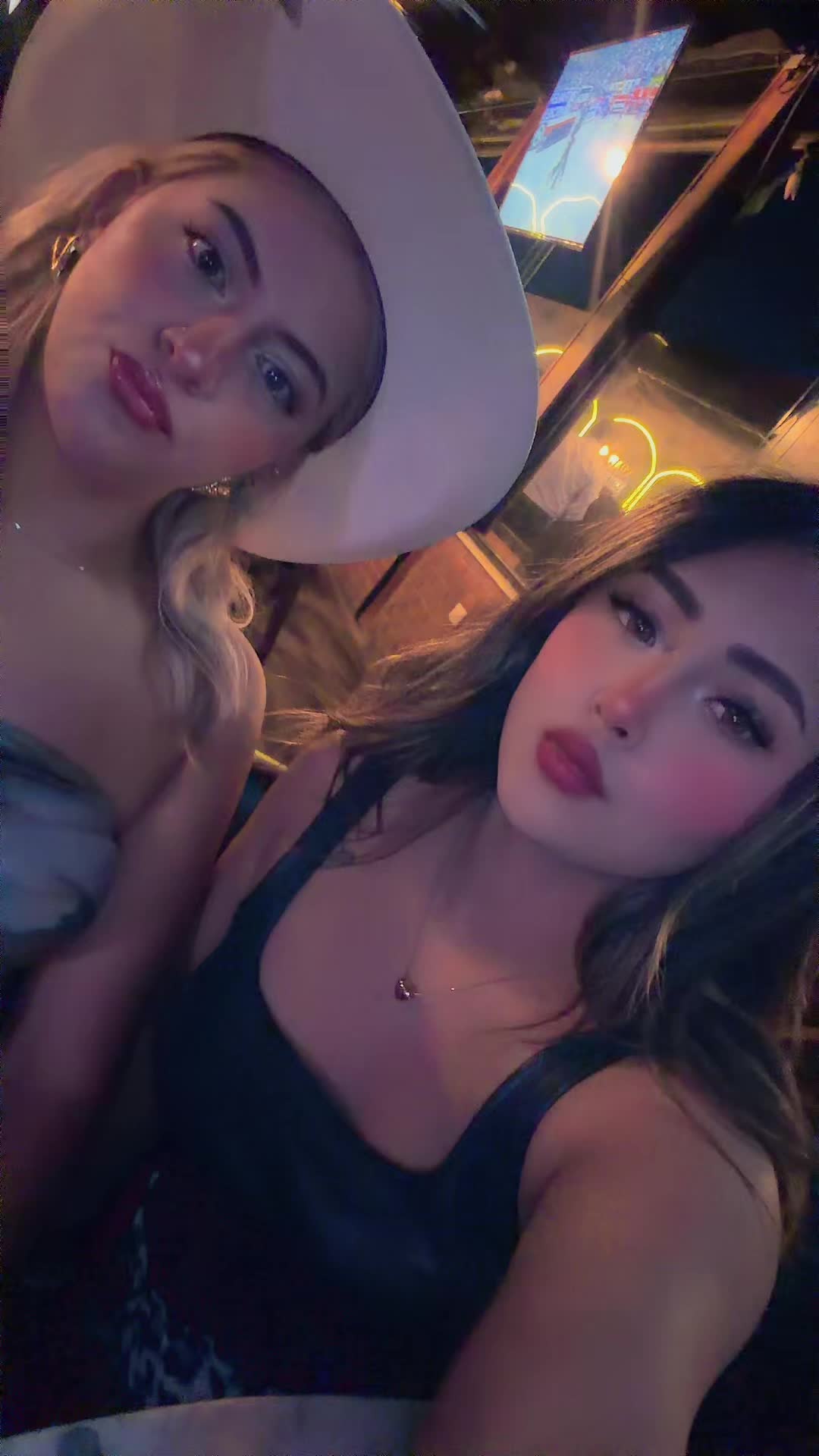 @Alejandra Alvarado