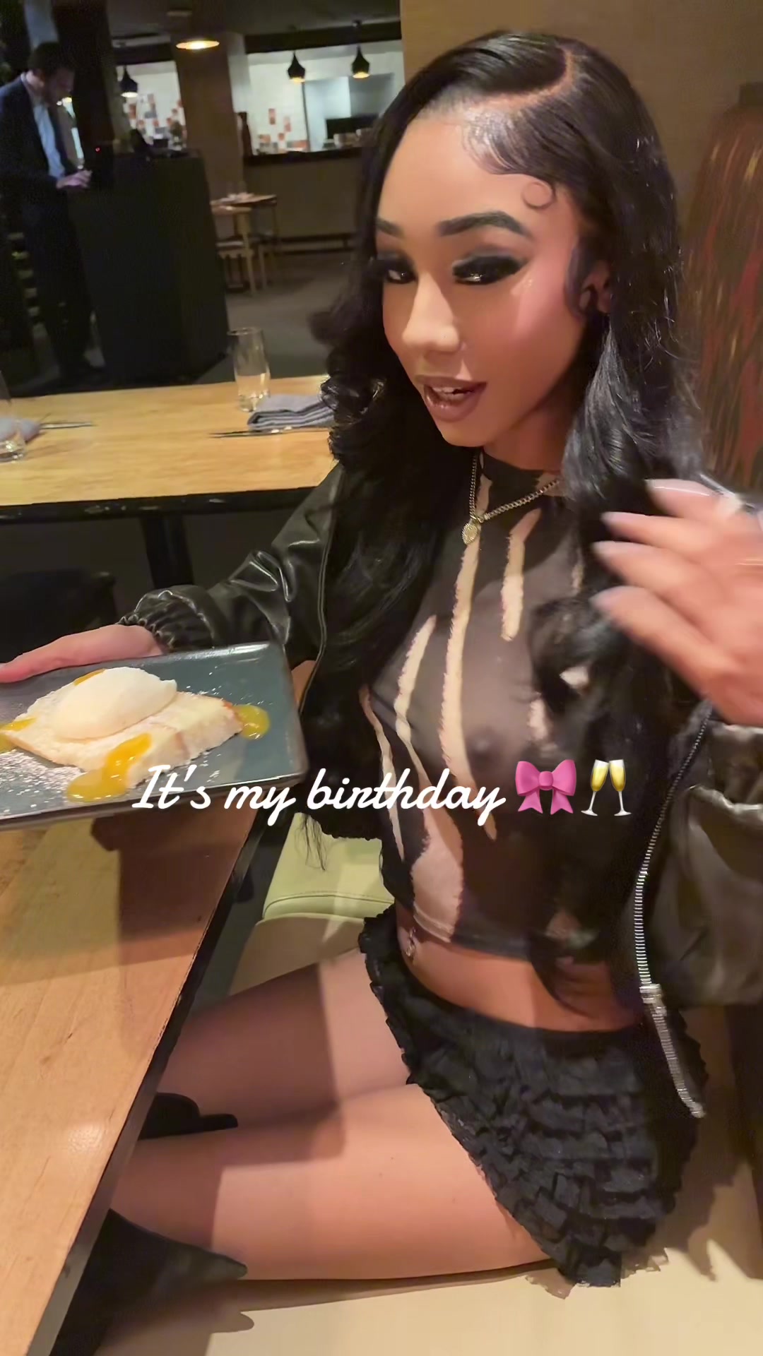 @chaarissmaa