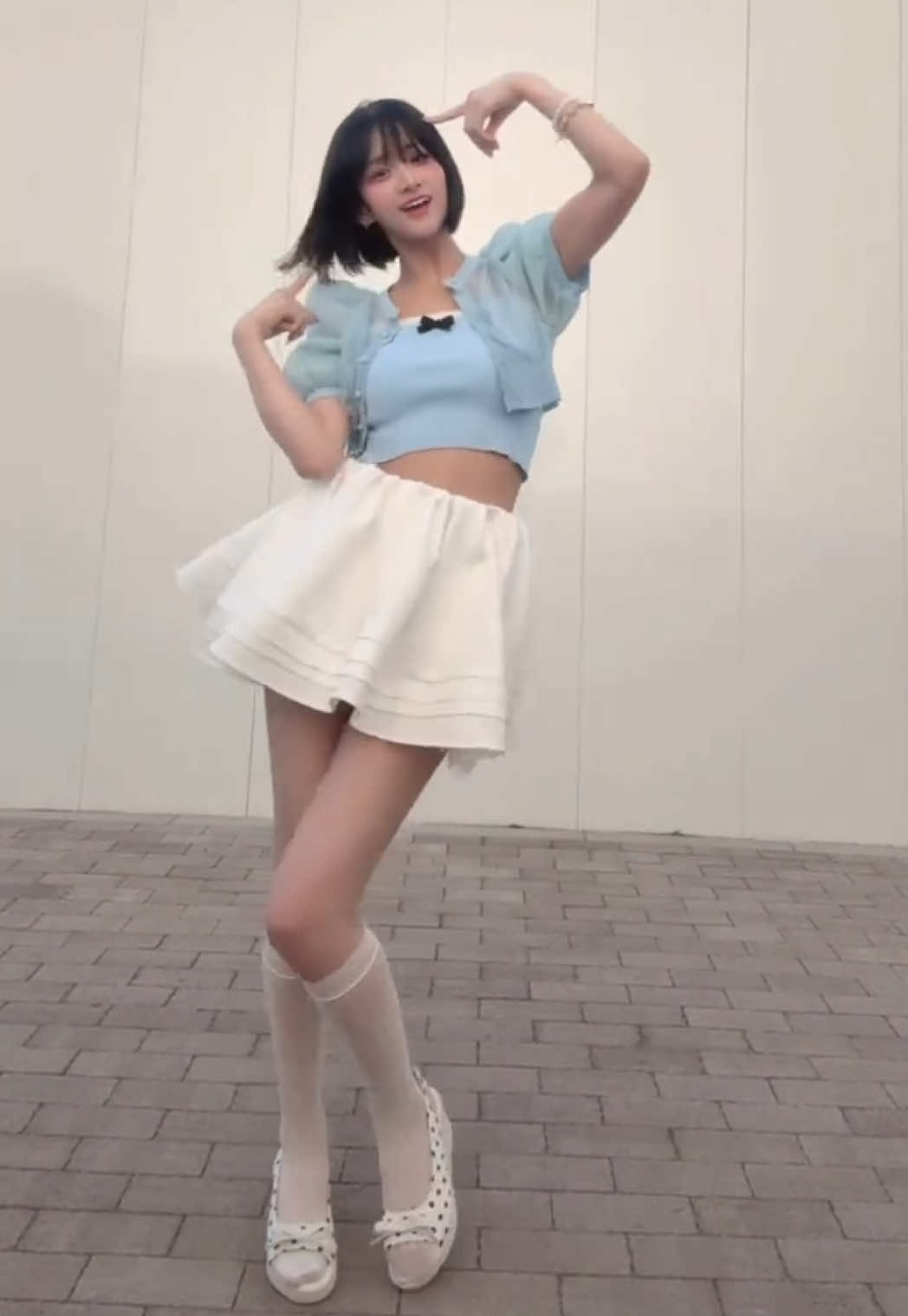 @可愛い子紹介bot