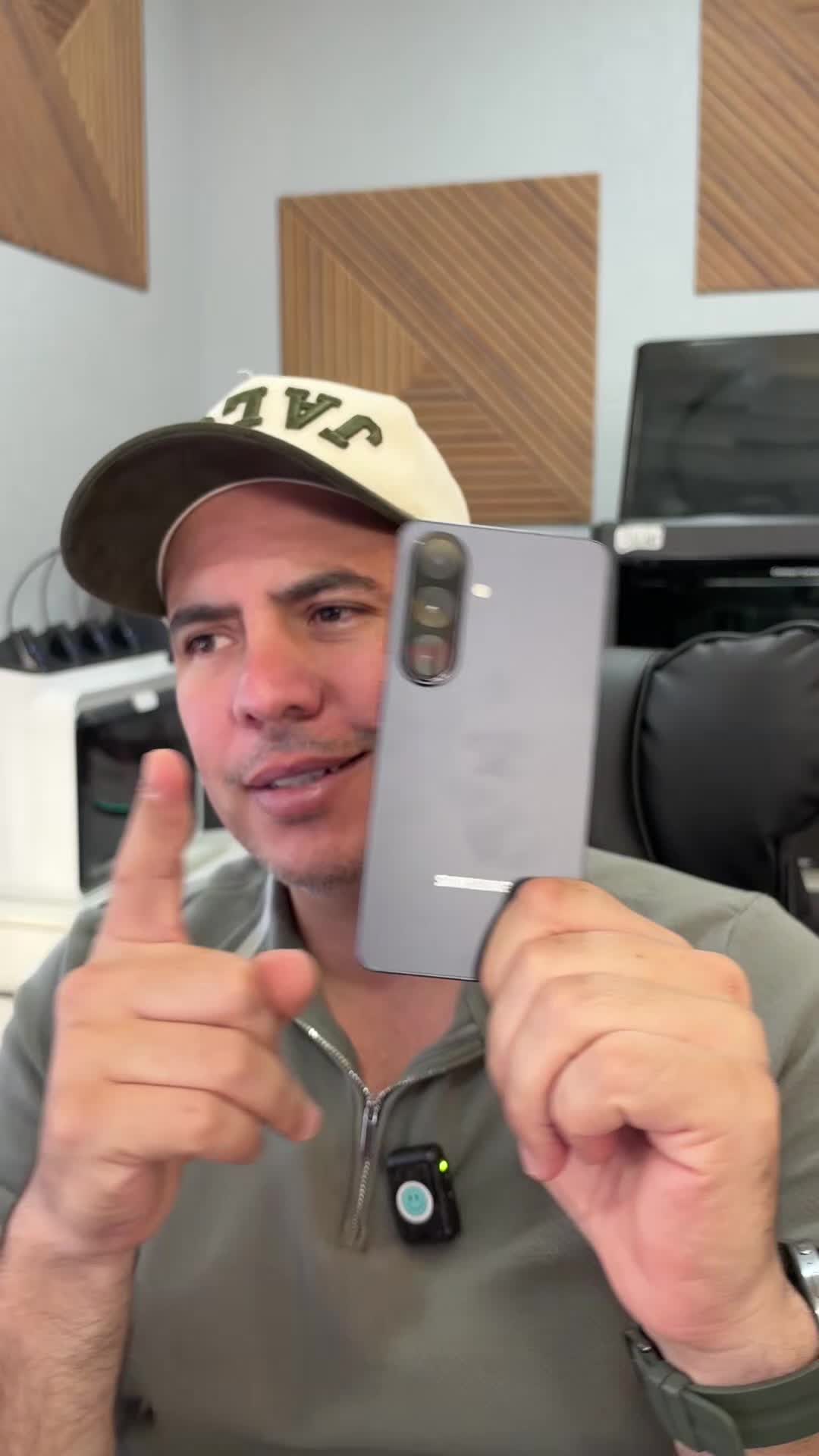 @leonel Mora