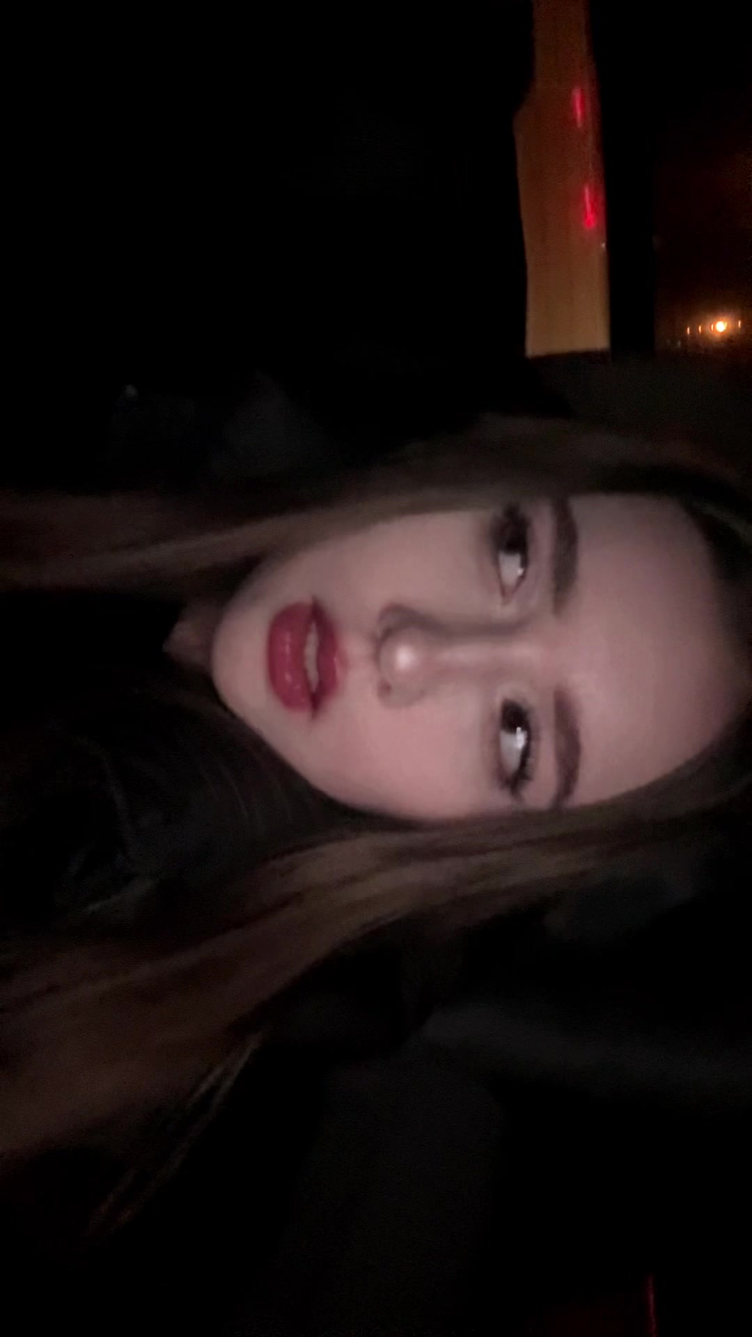@sks