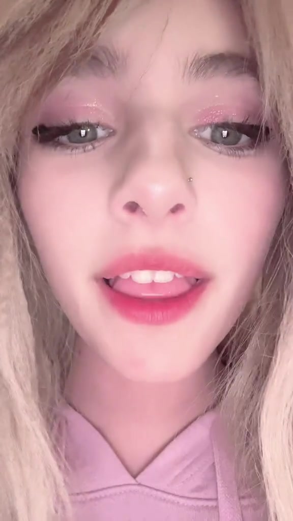 @Skadooshnoodle