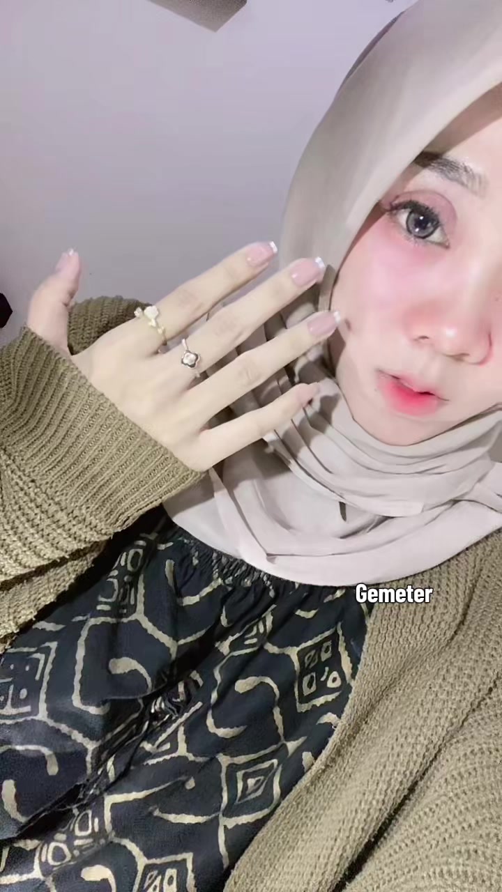 @Anggraeni