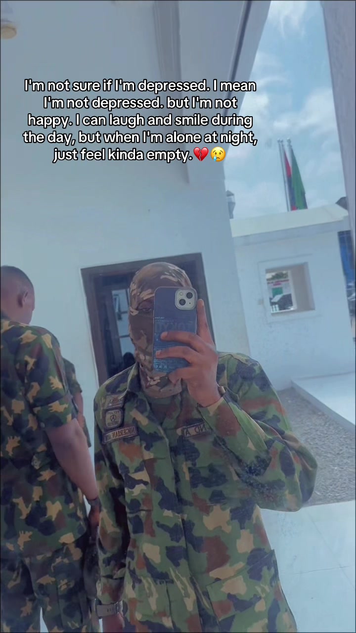 @⚜️ŁÒRD 🐻❄️ £DmüÑD🀄️