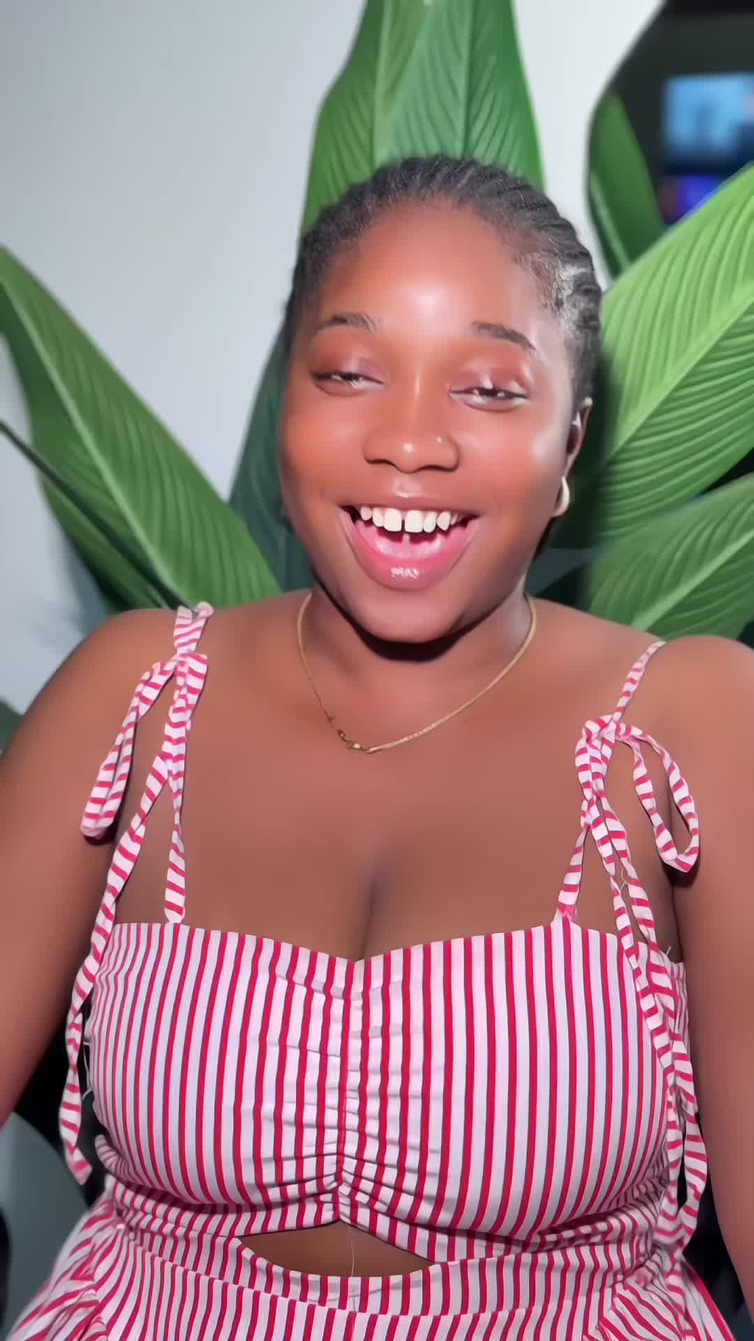 @Reenie🥰
