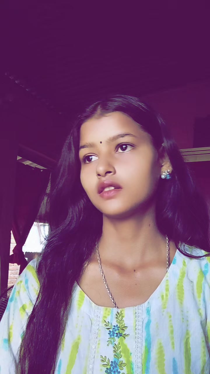 @nishu🦋🥀💫