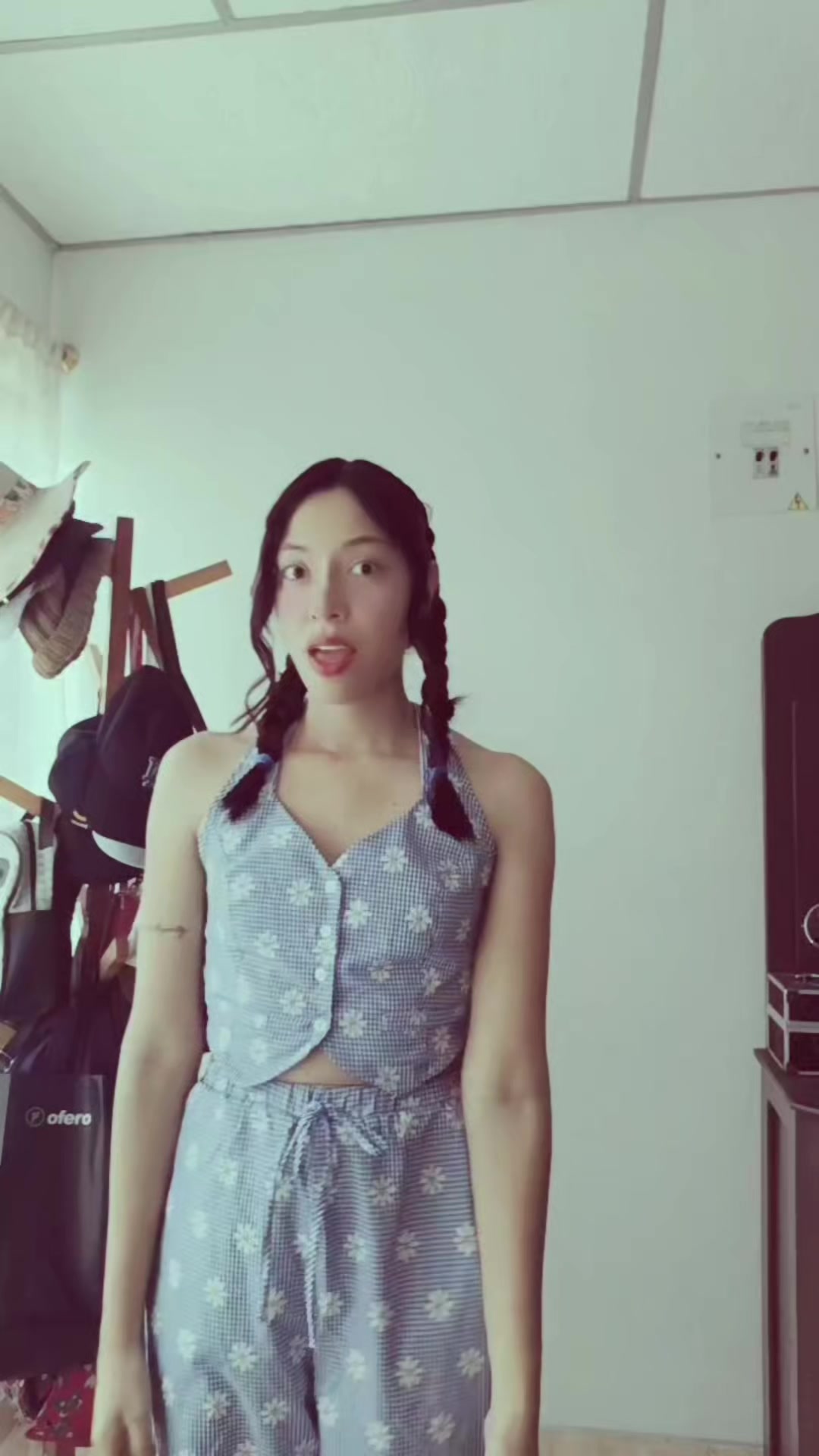 @AdriRainboworld 🌈✨