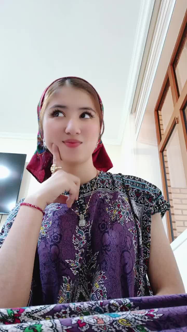 @Aỳg&uuml;l Meretgeldiyewa