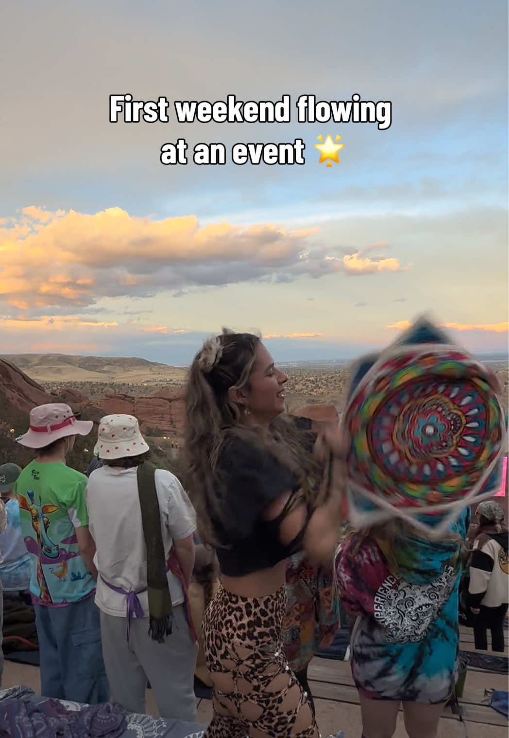 @Reina 🌈 | Radiant Raver 🖤
