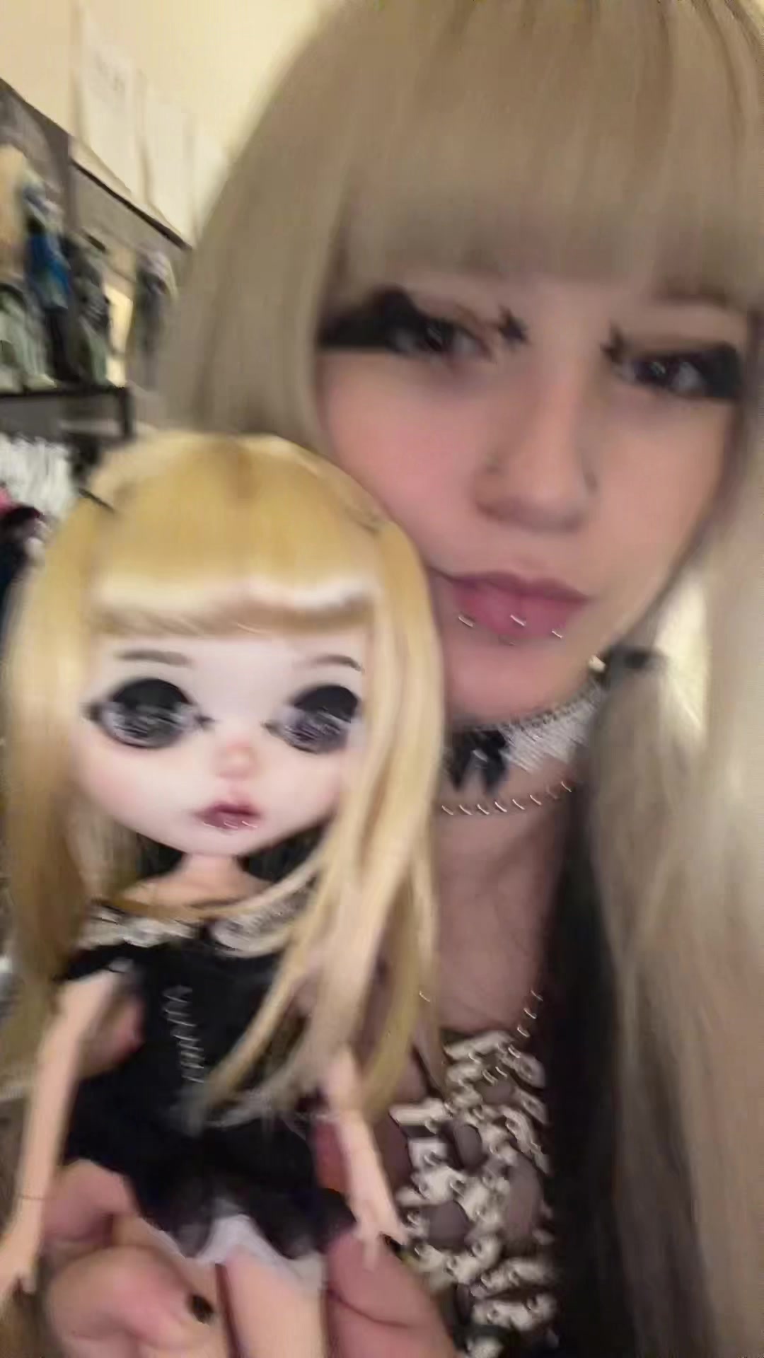 @โ
๐๐๐ ๐ฆ๐ข โ