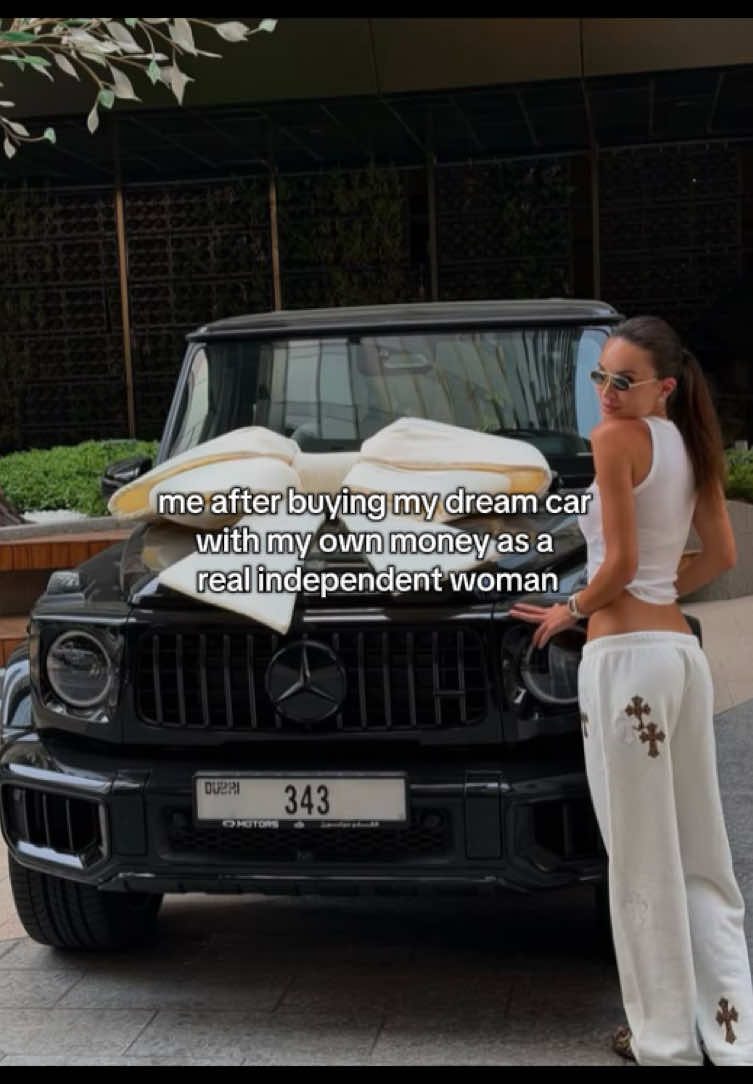 @𝒞