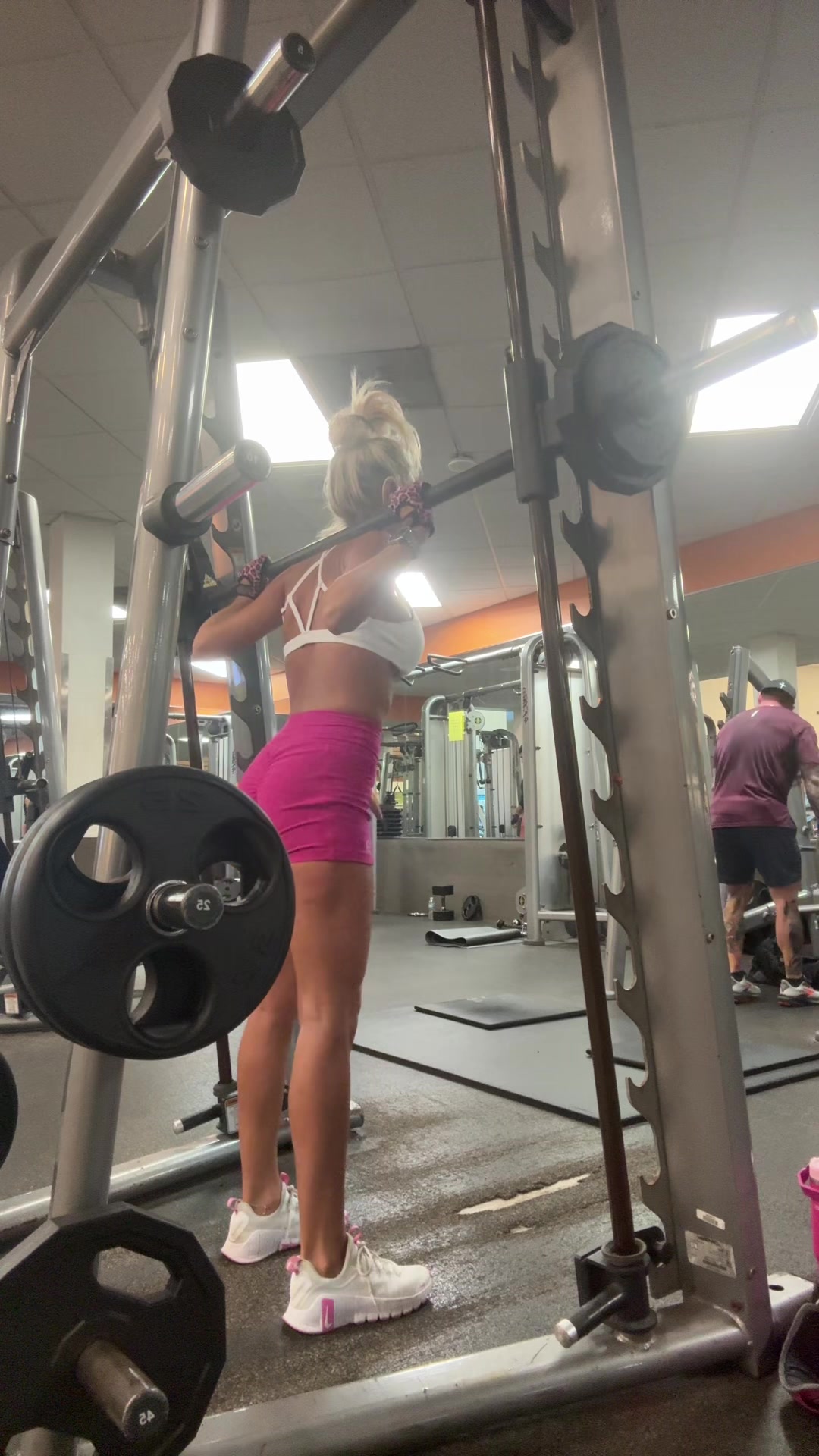 @fitnesschloe1