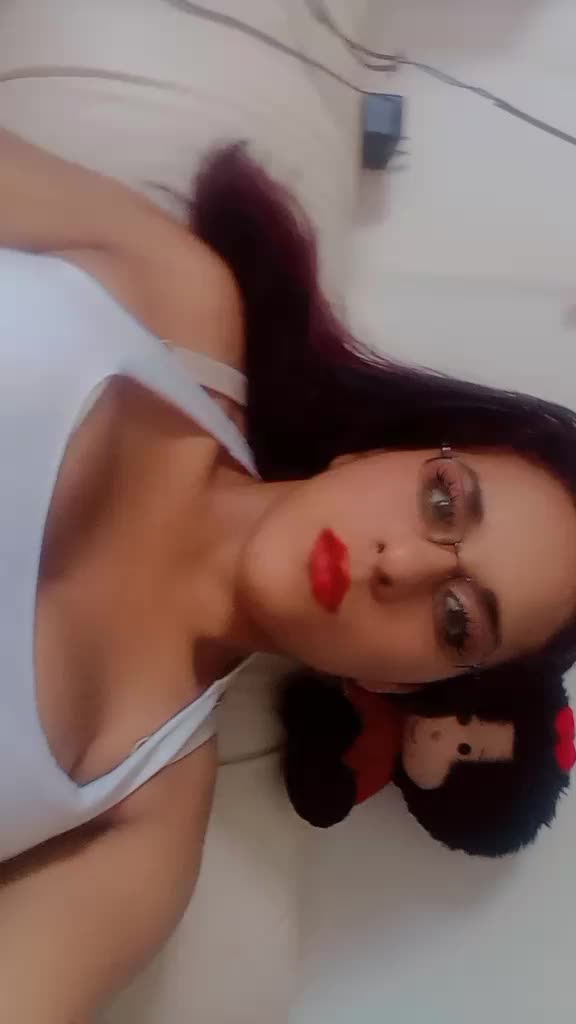@karlita bebeshita