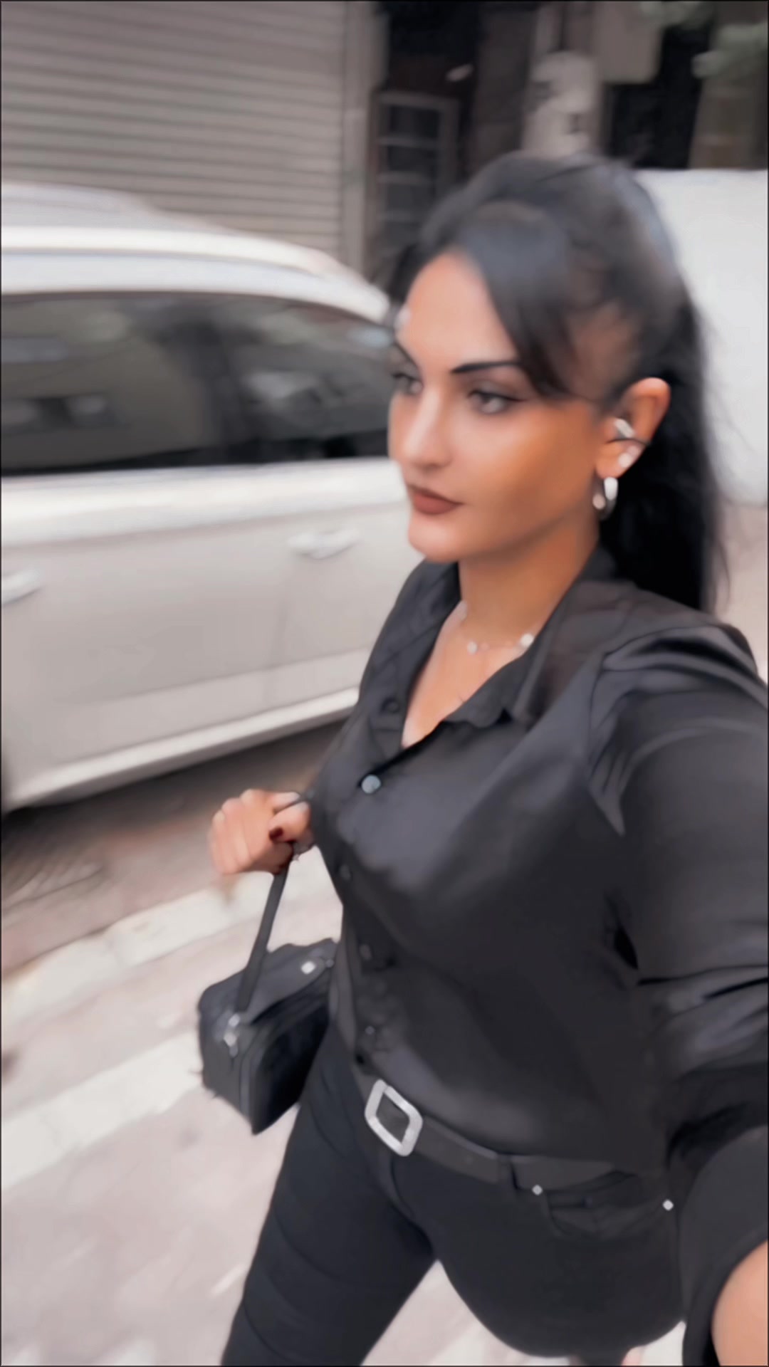 @Ela asi