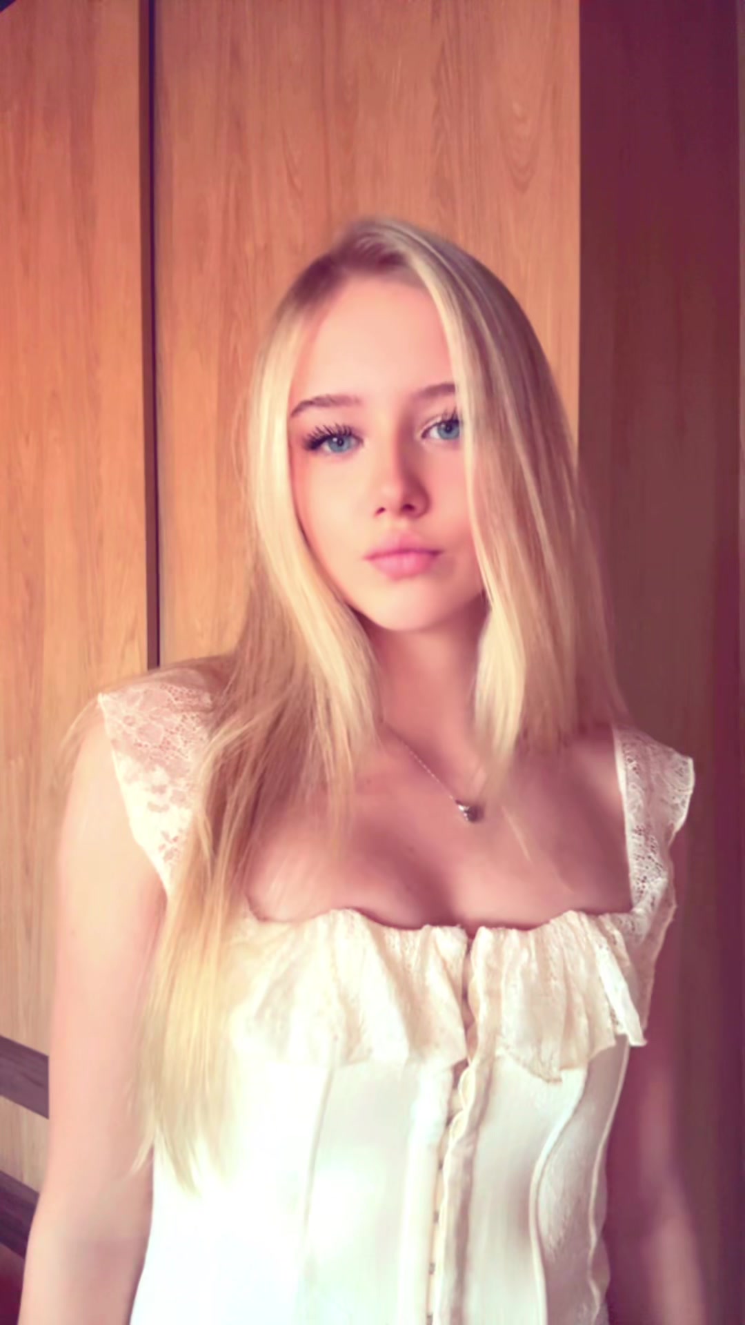 @élasashme