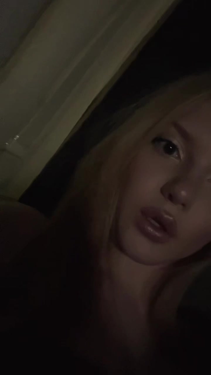 @dashulikmoore