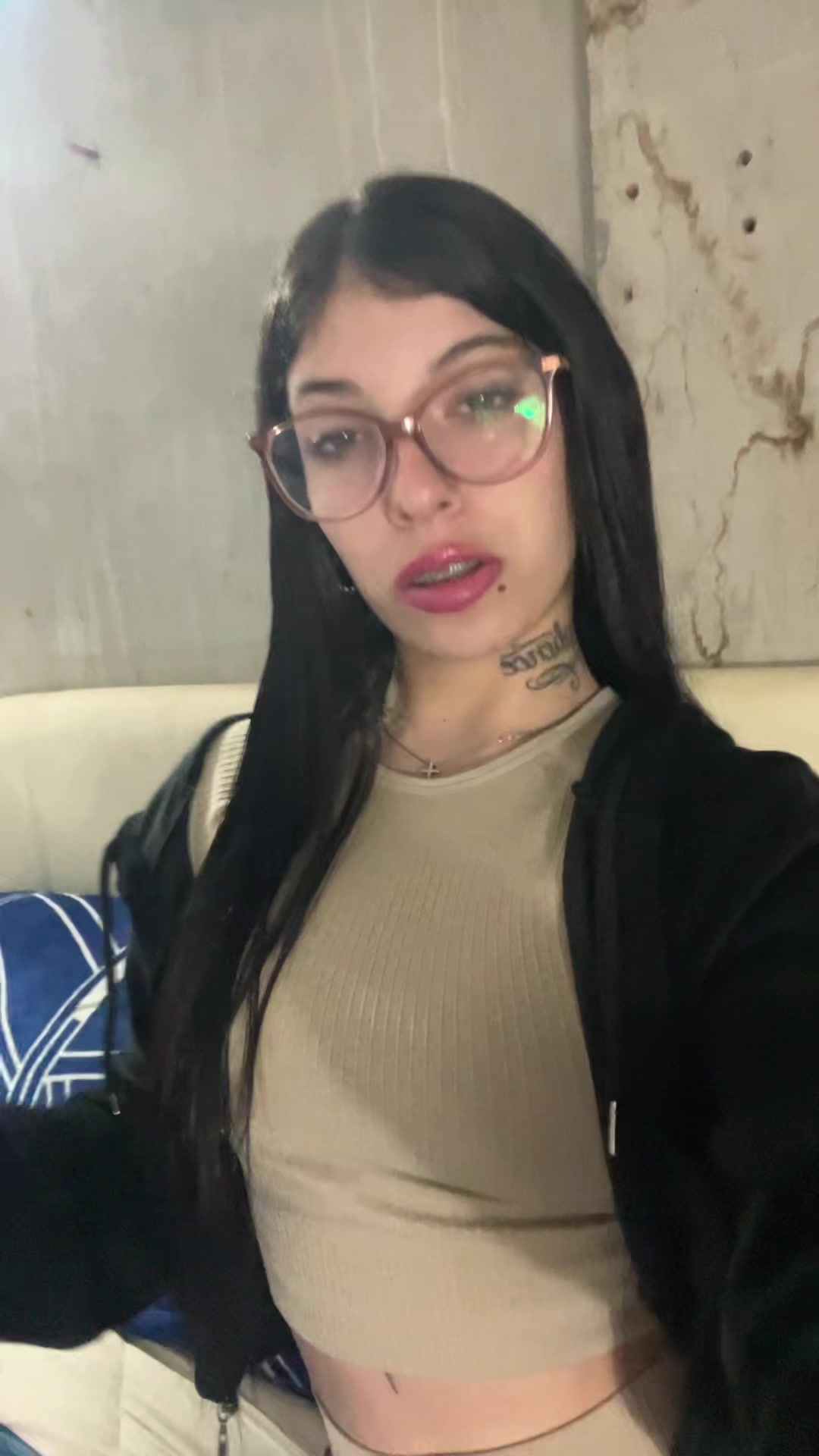@Abril Martínez✝️📿