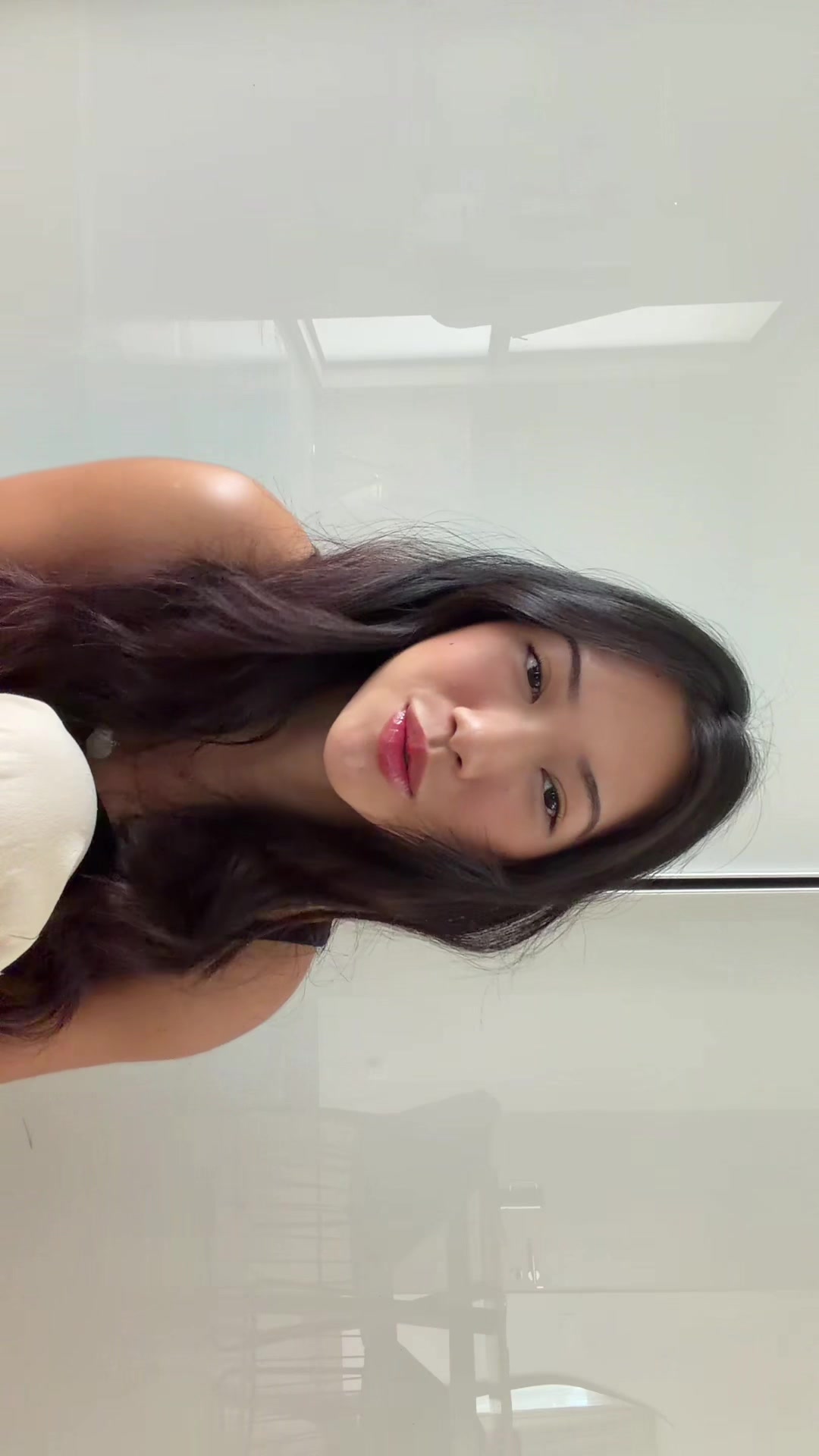 @MELANIE