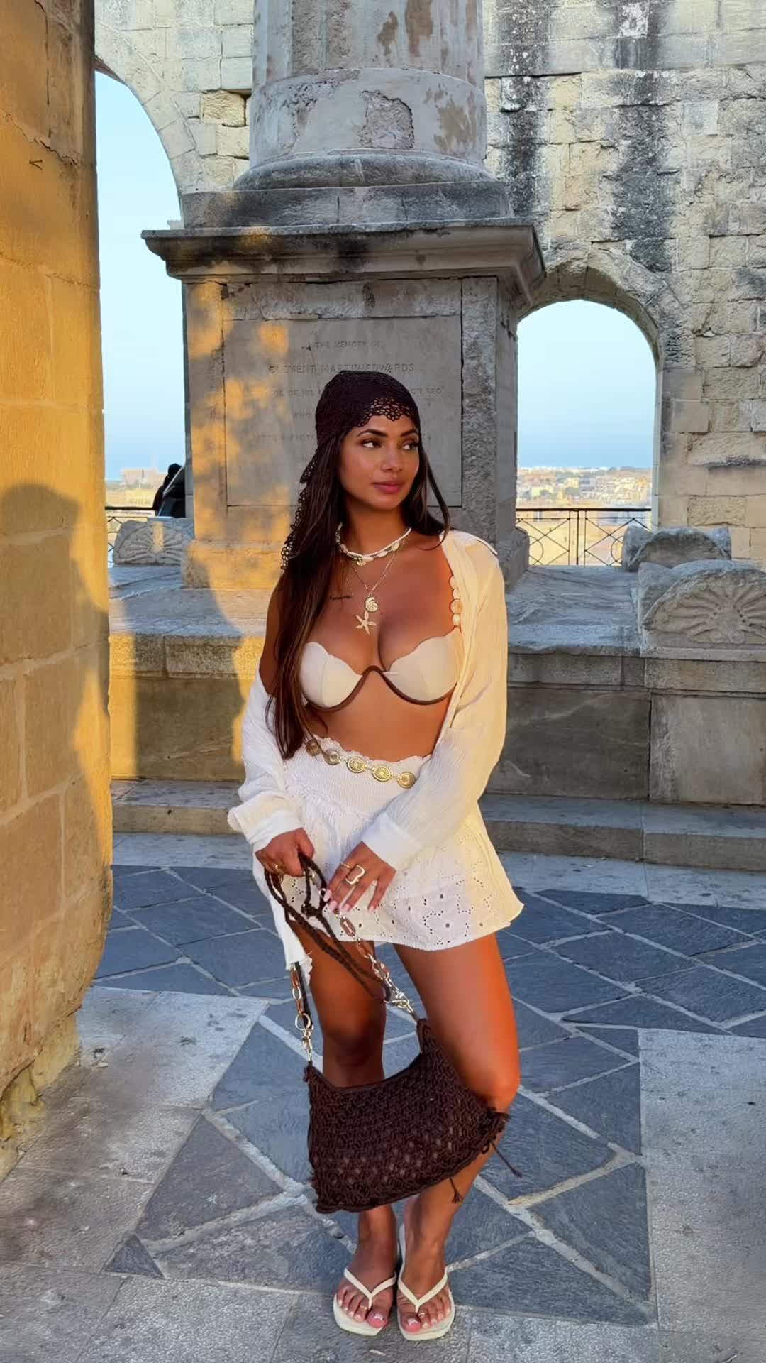 @Yasmine | Desi Girl