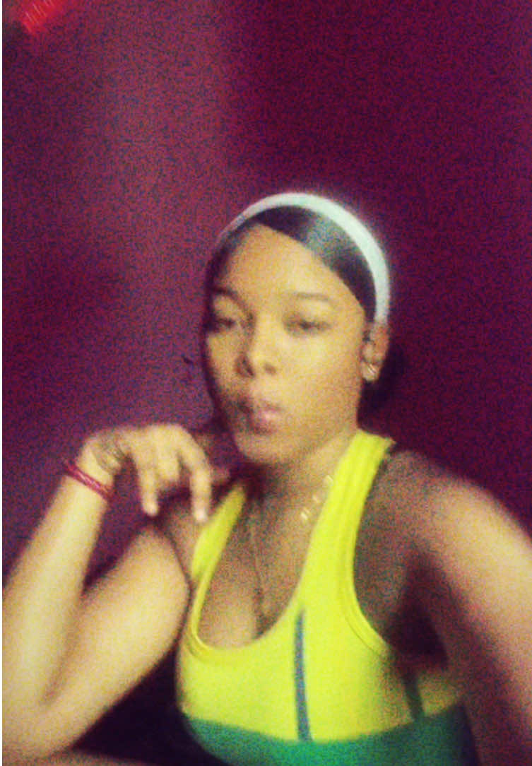 @nisha2prettyy