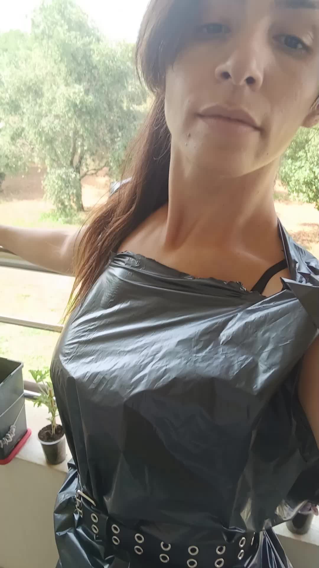 @🦂