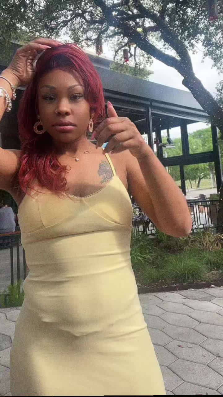 @Lady LaRae