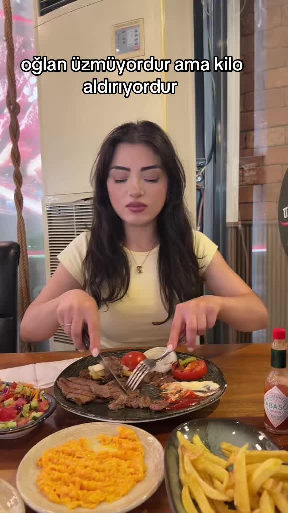 @Ebruliiii