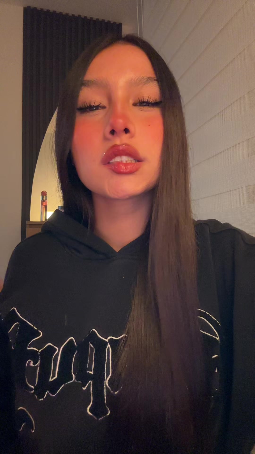 @valeaarangooo