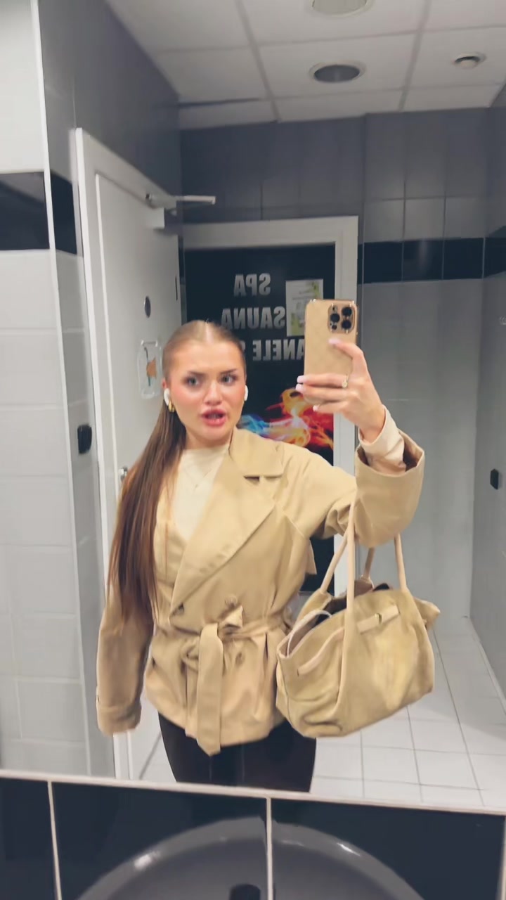 @Yuliia Hodunko