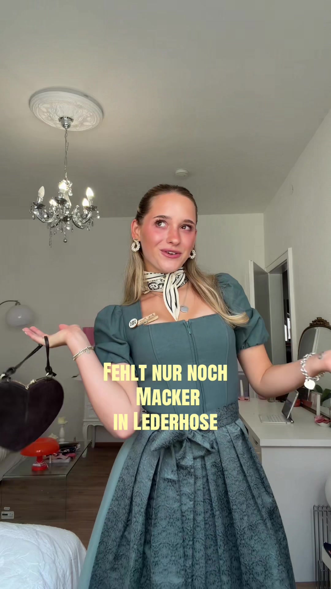@Angelina⭐️🪩💄🍸