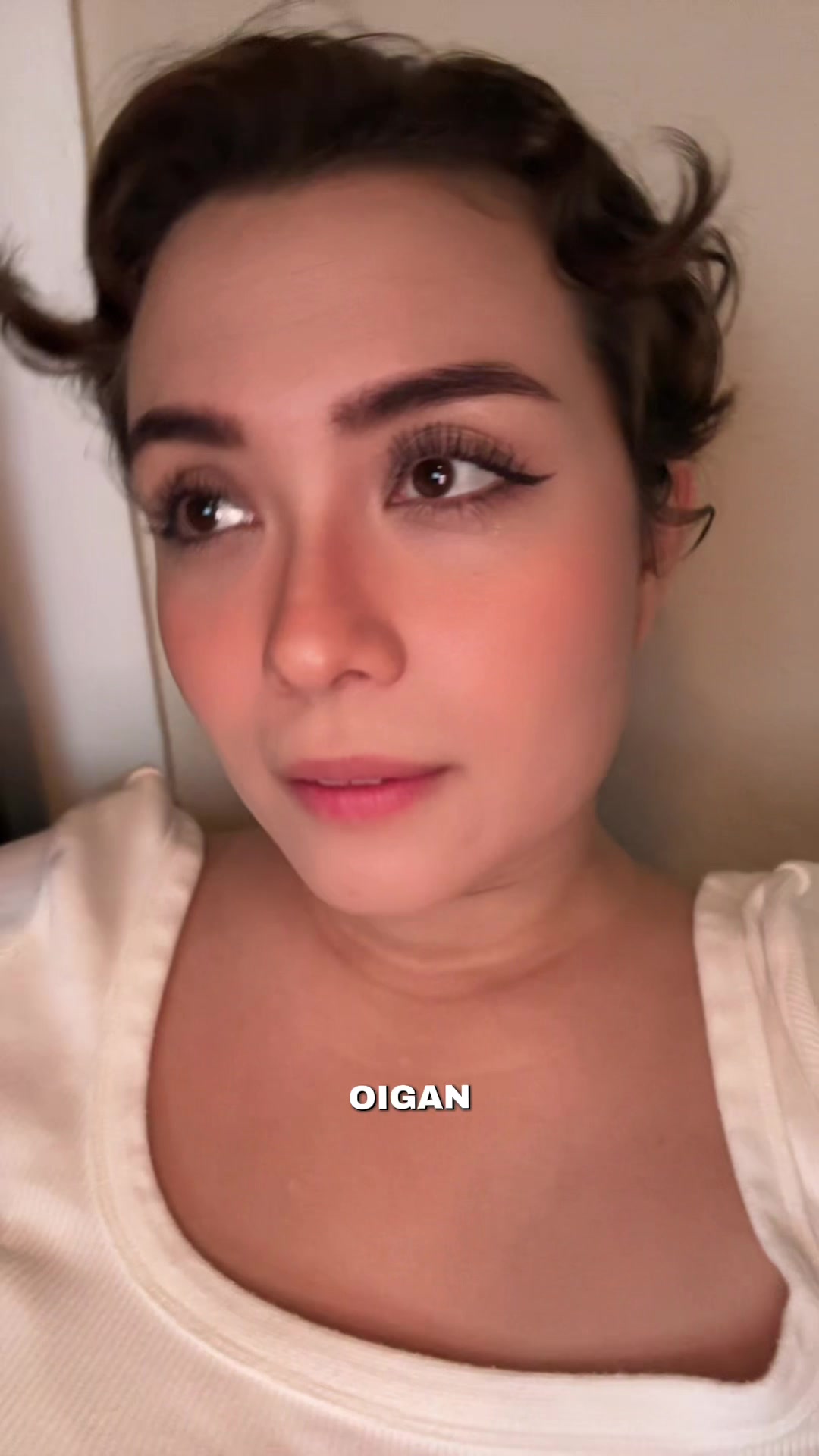@Moni_Larios