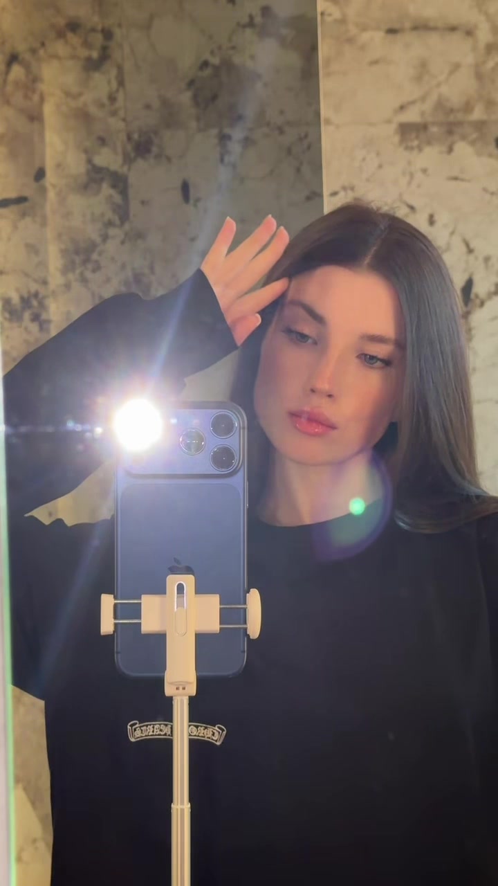 @glossmix
