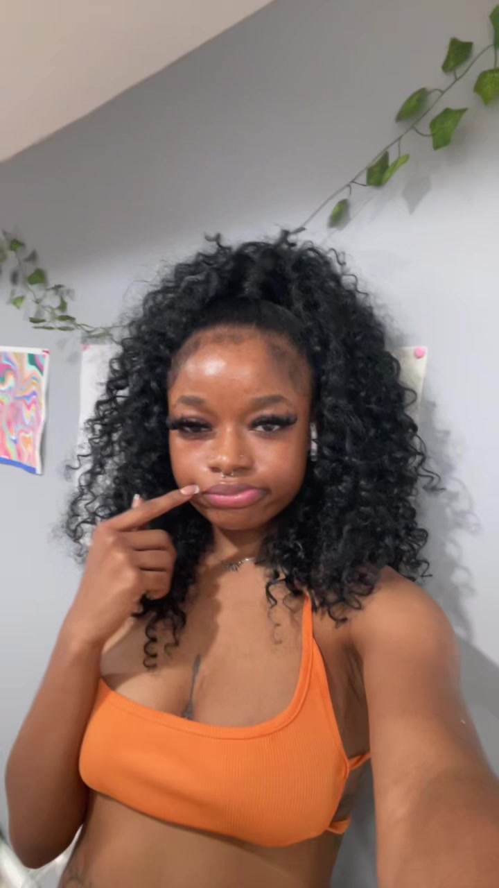 @astrogirlll01