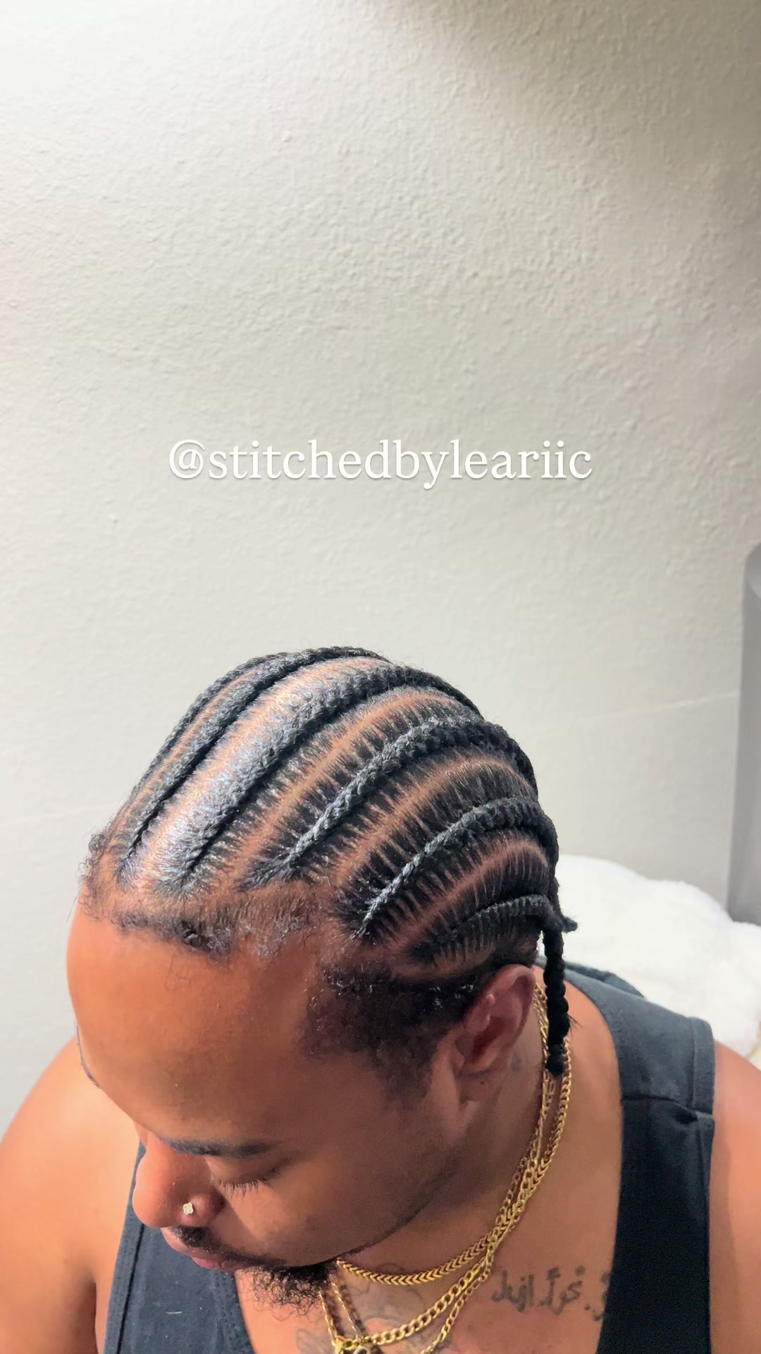 @StitchedByLeariic