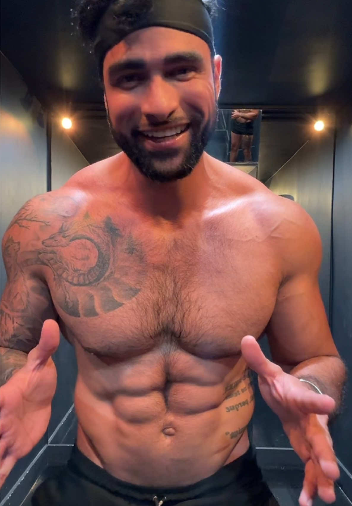 @JohnnyDiezFit