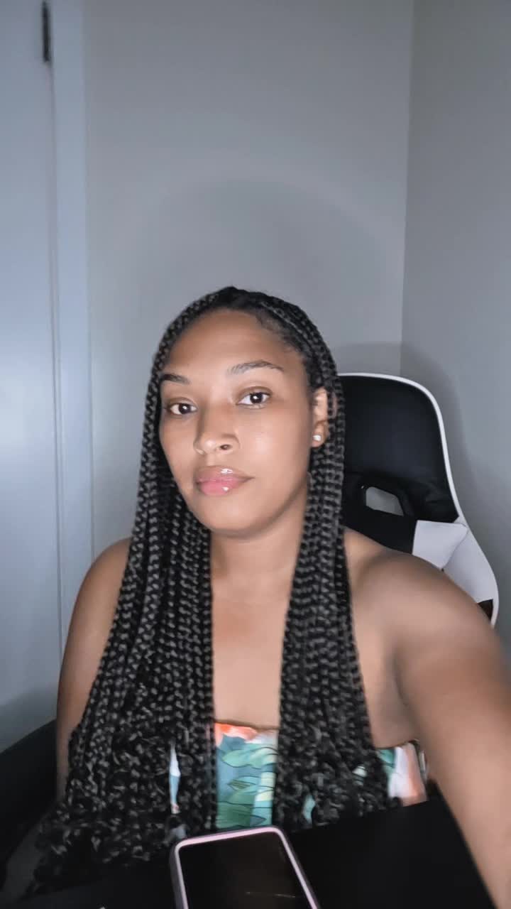 @Auribabyy