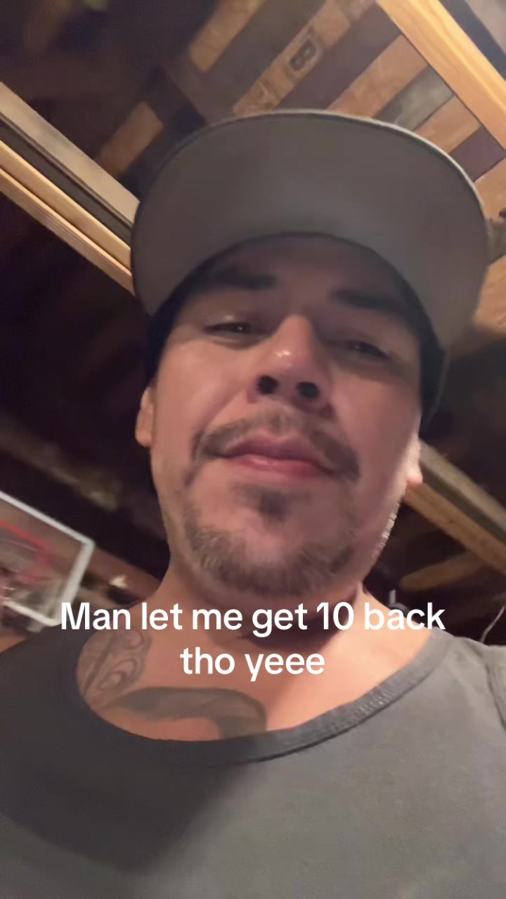 @Benny b