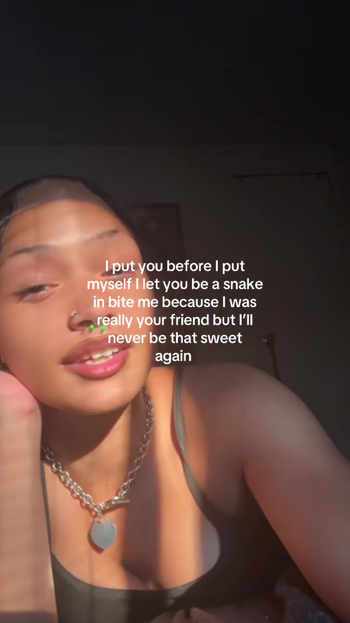 @sorrowsiren•