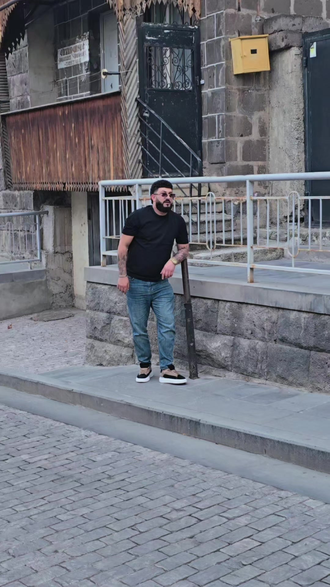 @Hov Hovhannisyan
