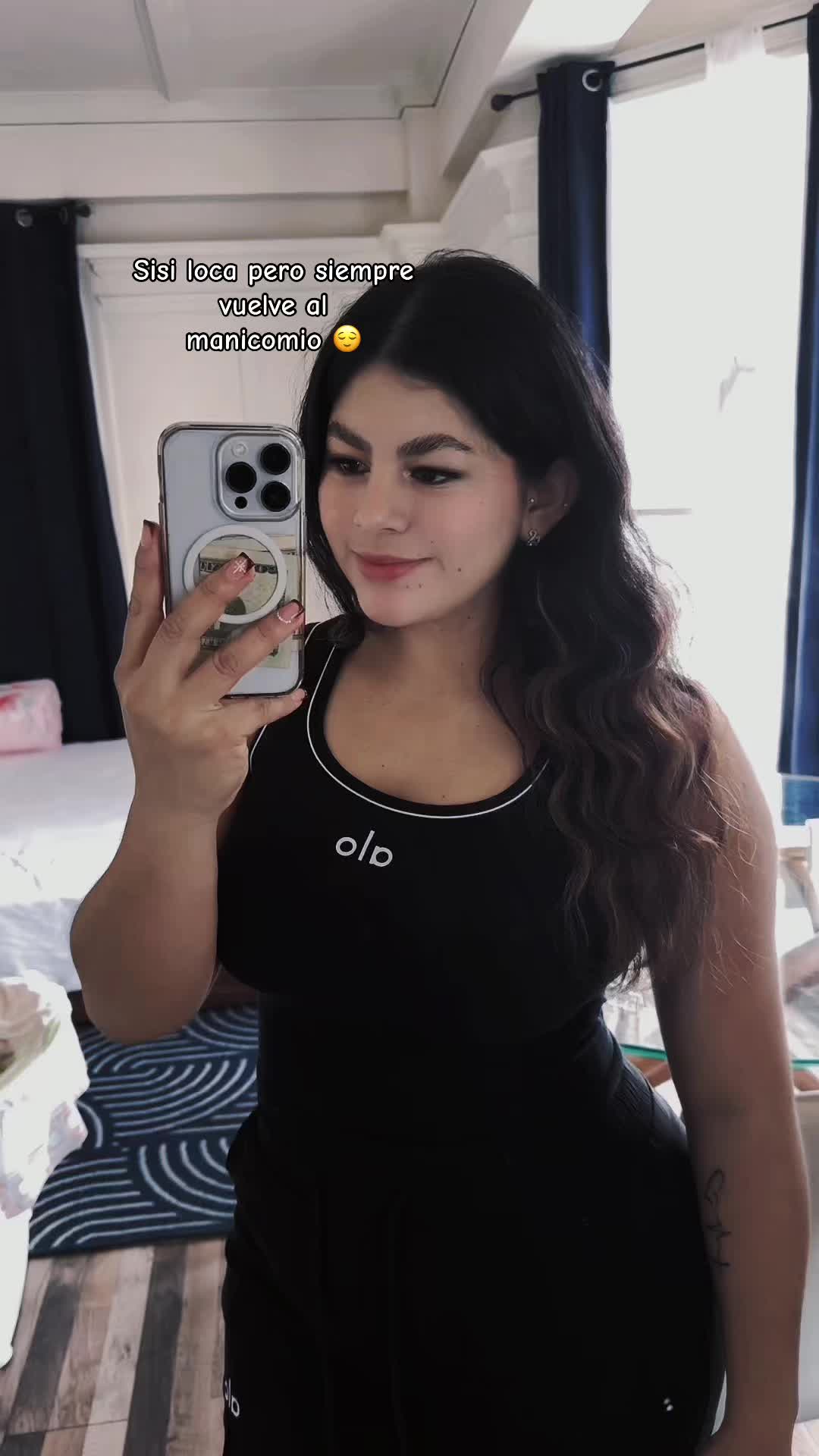 @🖤