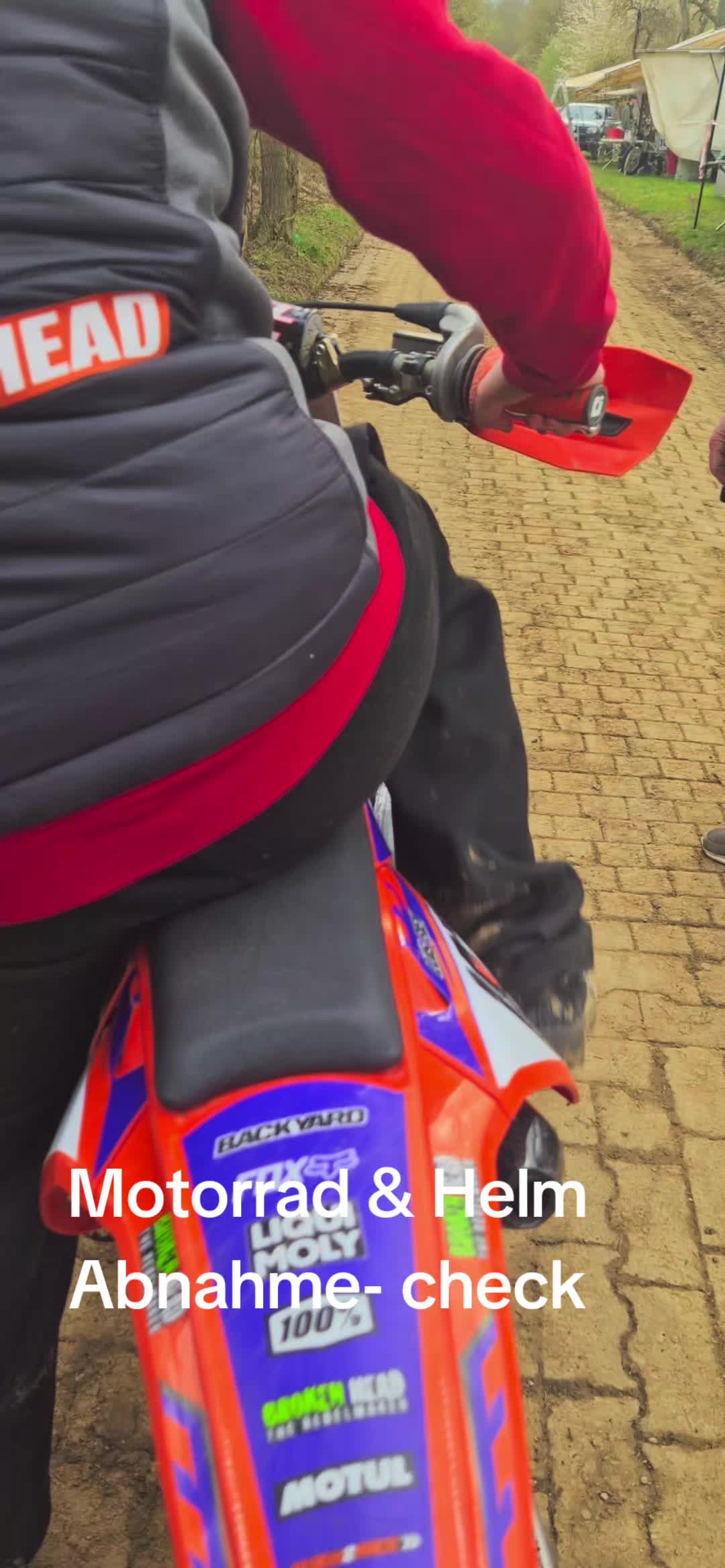 @Yamaha/KTM-Lui's proud Mum🤟