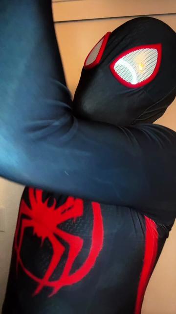 @Spider-Hood