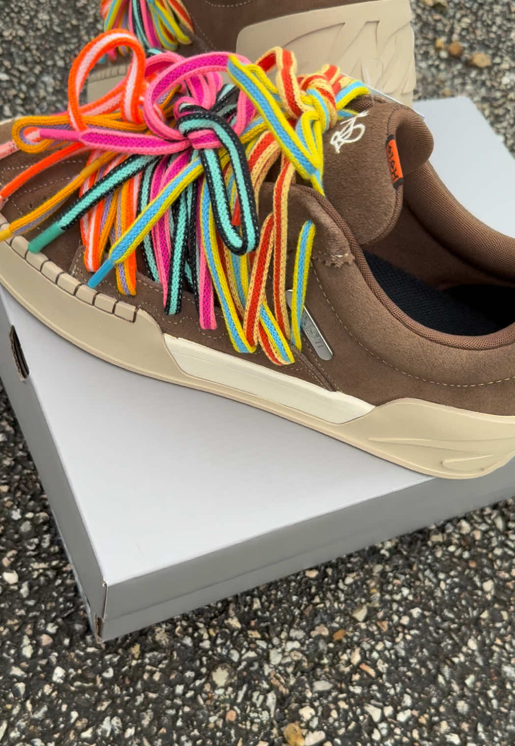 @cbaxkicks