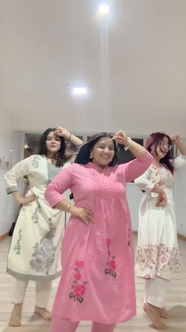 @Sneha🦢